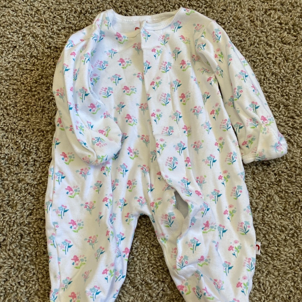 Magnetic Floral Footie pajamas